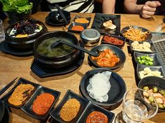 -肉甲韩国木炭烤肉(新壹街1店)