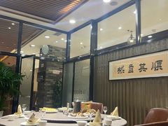 -郑庄脂渣海鲜楼(九水路店)