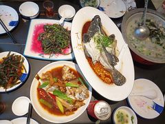 -鑫悦楼煎蟹·16年海鲜大排档