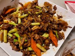 白椒炒鸡胗-嘉丰湘菜馆(芳群园店)
