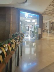 -PE SALON