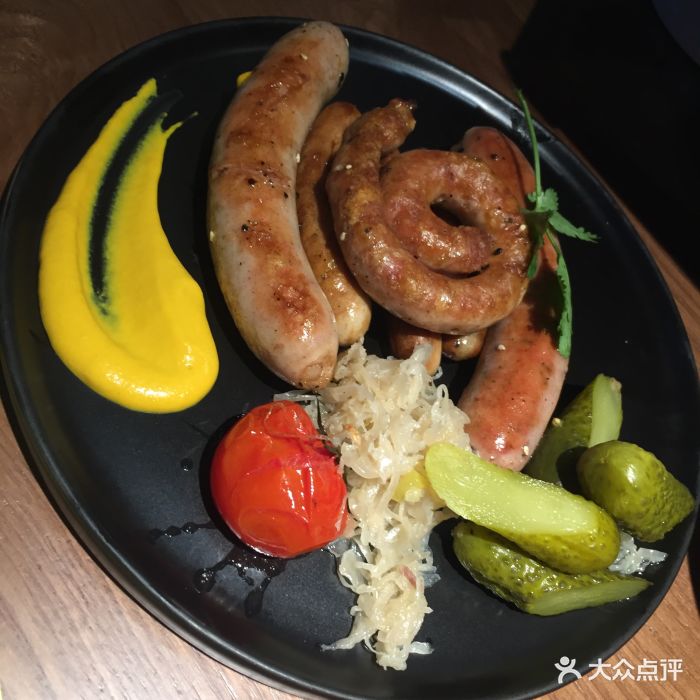 spacelab失重餐厅(蓝色港湾店)德国香肠图片