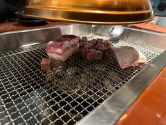 -肉甲韩国木炭烤肉(新壹街1店)