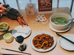 -吕氏疙瘩汤·海鲜新鲁菜(凯德mall新都心店)