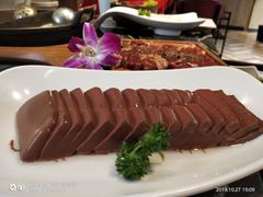 -热火朝天鲜切牛肉火锅(南强街巷店)