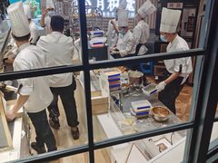 面包甜点陈列柜-月枫堂(长春这有山店)