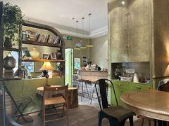 -六区宿舍咖啡店