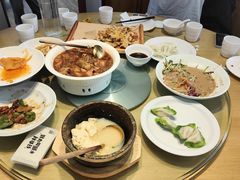 -关东小磨东北菜(上海长风大悦城店)