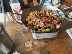 -老唐三下锅 ·张家界地标美食(溪布街店)