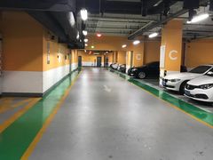 -我格广场-停车场