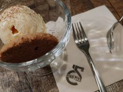 香草冰淇淋-HIGH FIVE哈福手工汉堡(桂林路店)