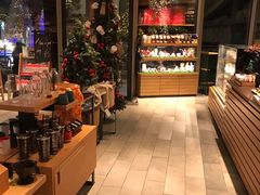 零售区-星巴克臻选(杭州万象城店)