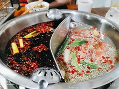 鸳鸯锅-满江红串串香(七道堰街店)