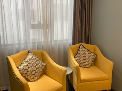 -珠海拱北口岸智选假日酒店