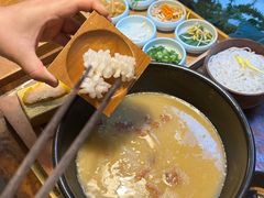 -银米·云南传统过桥米线(双廊黑金冠店)