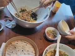 -李犟大爆鳝面·手工蟹黄包(湖滨西湖店)