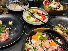 凯撒色拉-wineapp葡萄酒餐吧(外滩金融中心店)