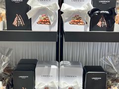 -Laderach 莱德拉(上海环贸iapm店)