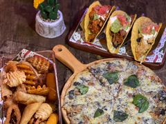 -Famous肥猫墨西哥音乐餐吧(五棵松华熙LIVE店)