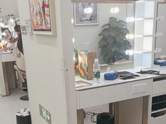 -HIMO海马体照相馆(上海华润CP静安店)