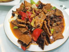 -三江源美食城