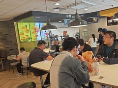 -麦当劳(虹口星荟中心店)