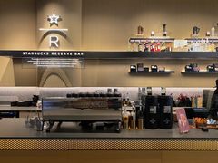 -星巴克臻选(上海合生汇1F店)