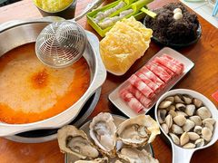 -老何家后安粉·糟粕醋海鲜火锅(三亚湾椰梦长廊店)
