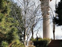 -鹦鹉寺公园