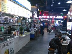 -食上东新街美食街区(民乐新都会店)