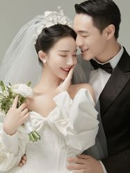 -第一夫人婚纱摄影(南京店)