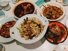 -川人百味(金安中央大街店)