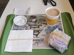 -麦当劳(杨林得来速店)