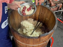 -梁阿婆廿年老牌扣肉糯米饭
