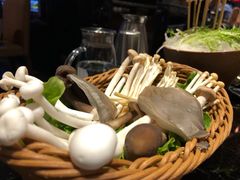 蘑菇拼盘-官也街澳门火锅(新源里店)