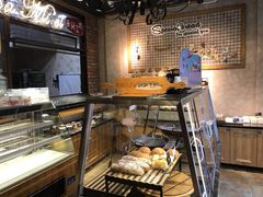 面包甜点陈列柜-可莎蜜兒(登云路店)