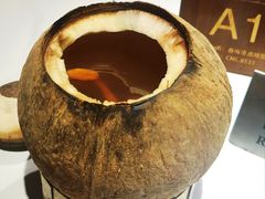 椰子乌骨鸡汤-春梅里卤鹅馆·47年老字号(中山路店)