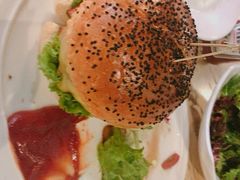 招牌牛肉汉堡-UPPER KITCHEN(延安路店)