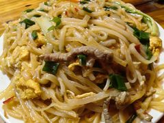 -宏兴烤鱼山庄(宣恩总店)