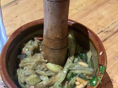 -老滇山寨•云南特色菜•地方菜•民族风情歌舞表演(金碧店)