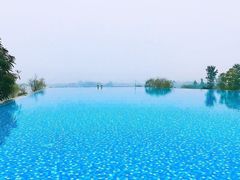 -三岔湖环球融创天堂洲际酒店水乐园
