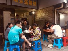 -酒宝荡烧烤(长航局江大路住宅小区店)