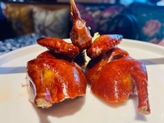 玻璃脆皮乳鸽皇-新雅(丰盛里店)