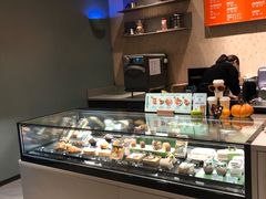 面包甜点陈列柜-星巴克(深圳平安金融中心B1店)