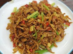 -民间瓦缸煨汤館(嵩山路店)