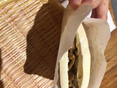 肉夹馍-陇上秦轩西安biangbiang面(EFC欧美金融商业城店)