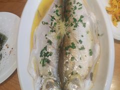 -品鲜村农家菜·阳澄湖大闸蟹(总店)