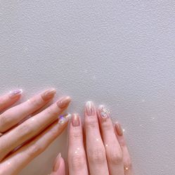 -手牵手美甲