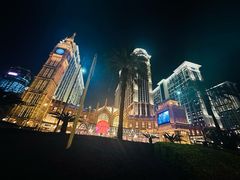 -影汇之星8字形摩天轮