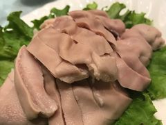-品悦酒店(三林古镇店)